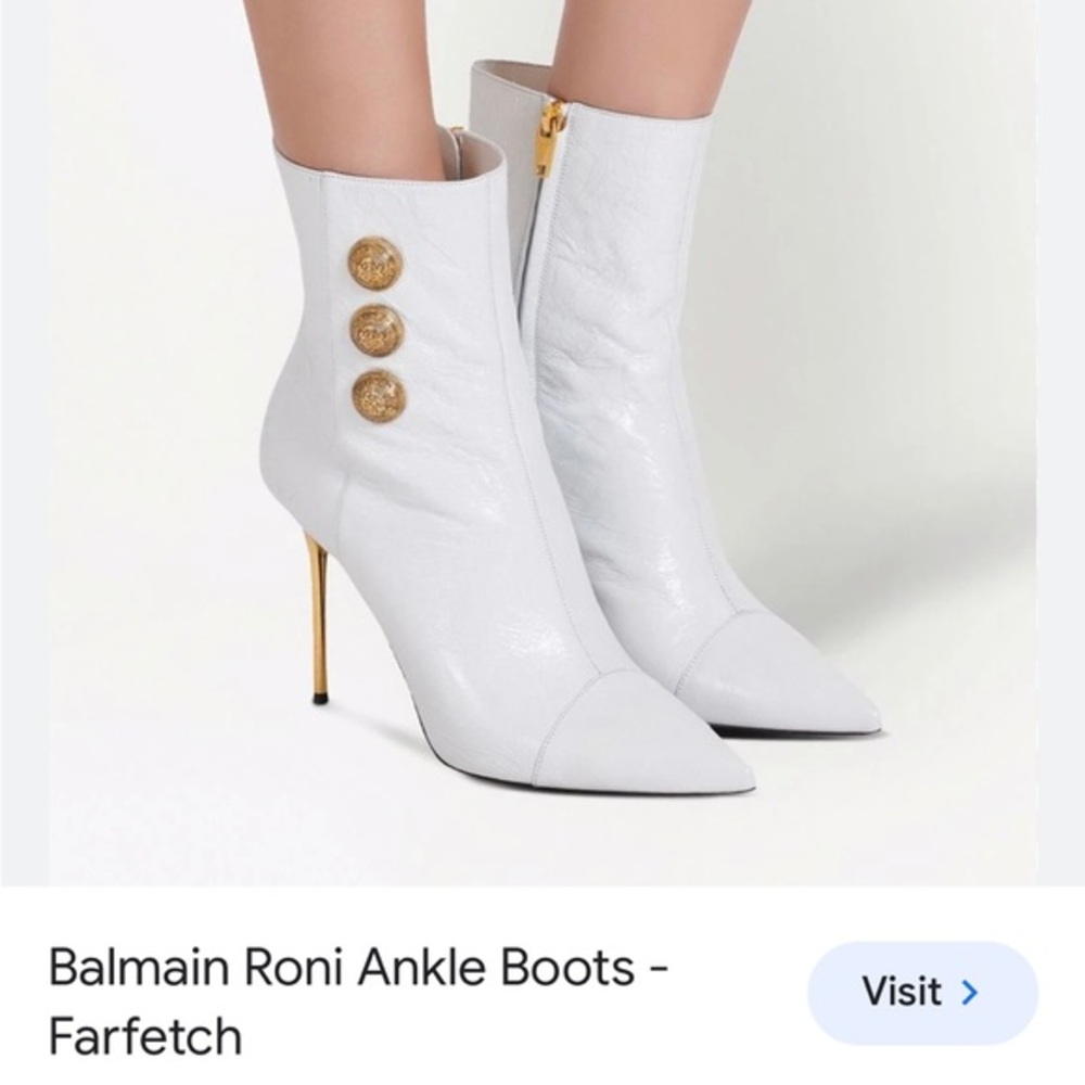 New Balmain Roni ankle boots size 40/us9 without the box